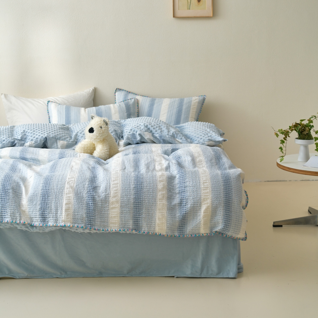 91家纺网 家纺一手货源 找家纺 洋铭区（原狠狠爱） 2025秋冬全棉华夫格+豆豆绒四件套系列 元气蓝