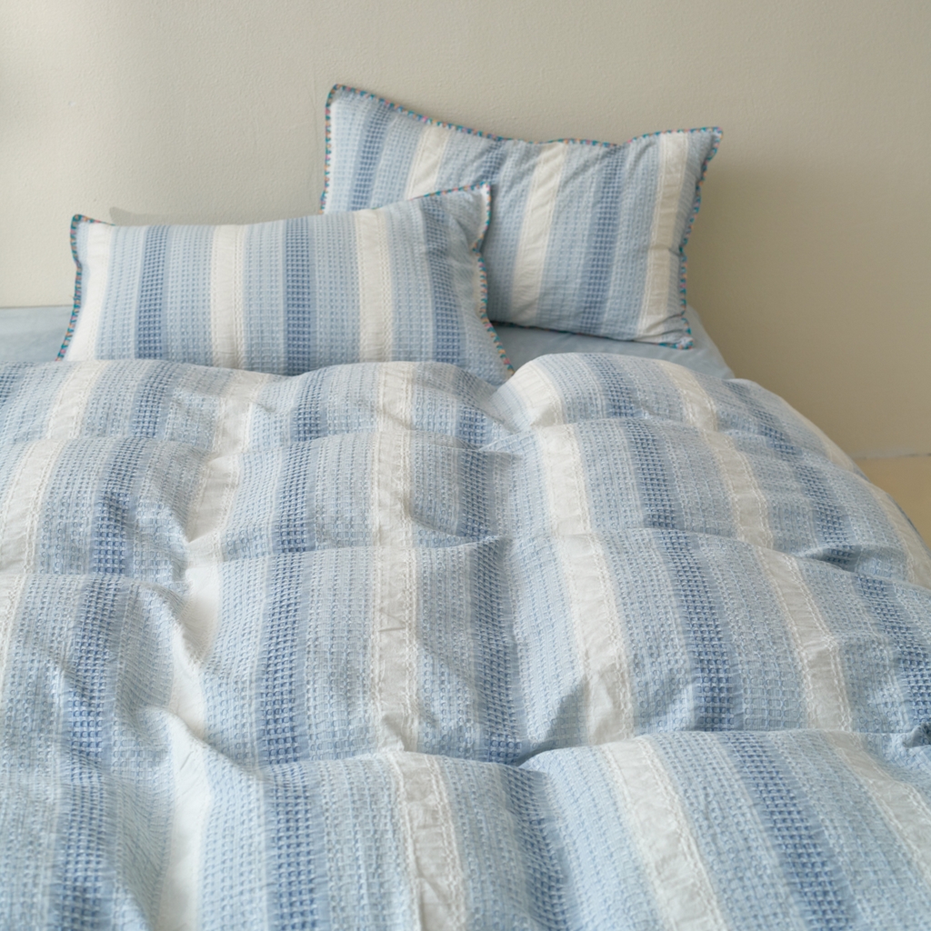 91家纺网 家纺一手货源 找家纺 洋铭区（原狠狠爱） 2025秋冬全棉华夫格+豆豆绒四件套系列 元气蓝