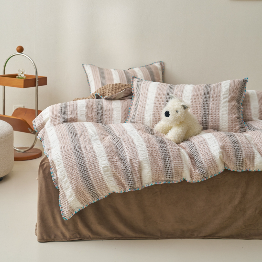 91家纺网 家纺一手货源 找家纺 洋铭区（原狠狠爱） 2025秋冬全棉华夫格+豆豆绒四件套系列 松露咖