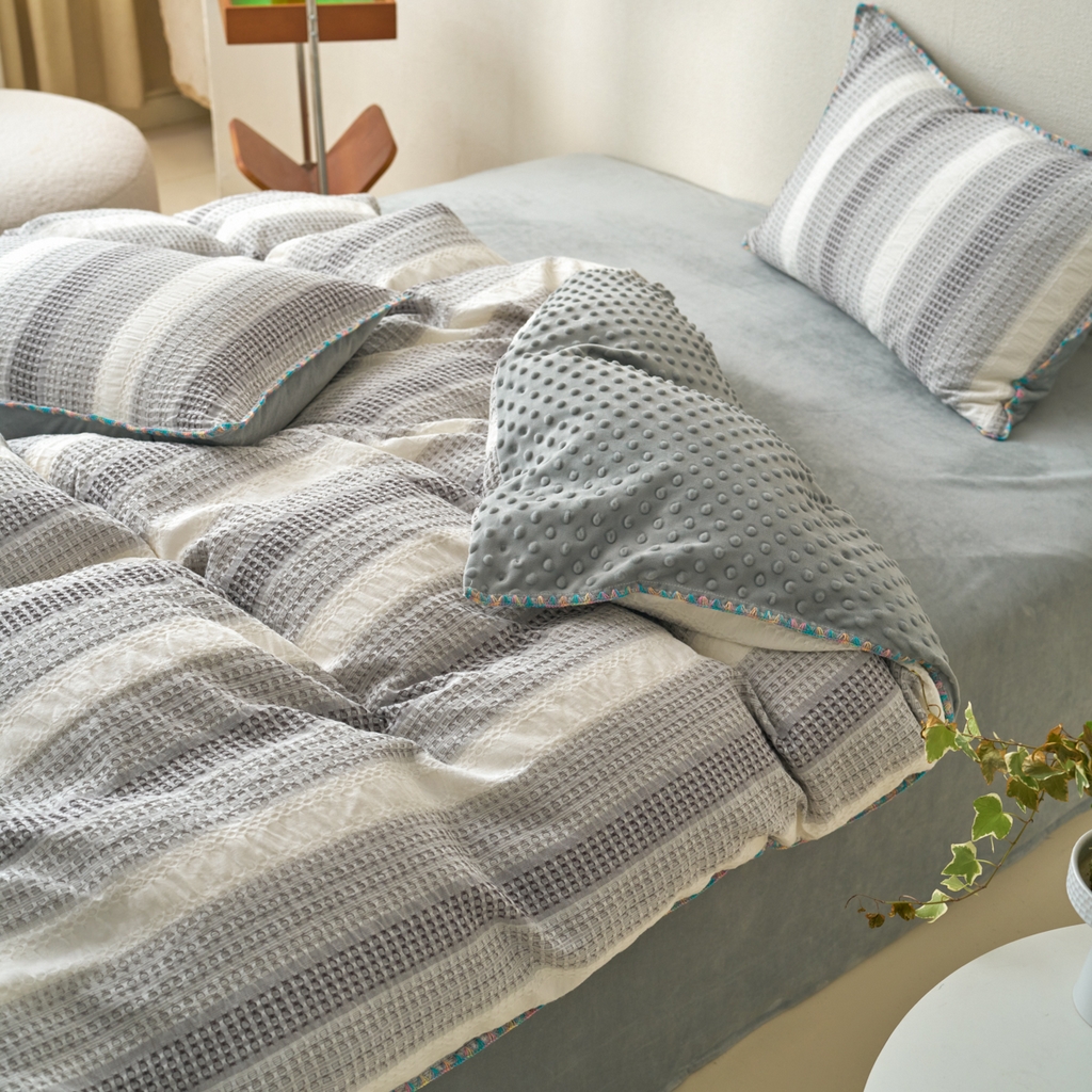 91家纺网 家纺一手货源 找家纺 （总）洋铭区（原狠狠爱） 2025秋冬全棉华夫格+豆豆绒四件套系列