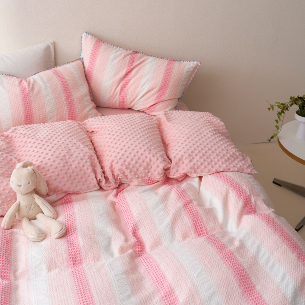 91家纺网 家纺一手货源 找家纺 洋铭区（原狠狠爱） 2025秋冬全棉华夫格+豆豆绒四件套系列 香香粉