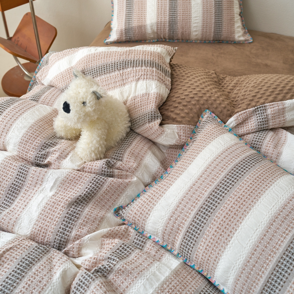 91家纺网 家纺一手货源 找家纺 洋铭区（原狠狠爱） 2025秋冬全棉华夫格+豆豆绒四件套系列 松露咖