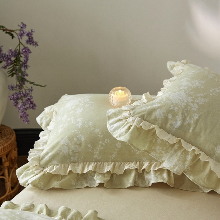 91家纺网 家纺一手货源 找家纺 金奇达家纺 2025新款A类保暖羽零™空气拉绒加厚法式荷叶边四件套热肤膜【森屿集】（会员减50元） 热肤膜【森屿集】系列，标准号全网控价（折后券后）不低于228元  绿屿浮光