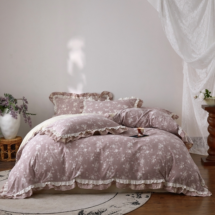 91家纺网 家纺一手货源 找家纺 金奇达家纺 2025新款A类保暖羽零™空气拉绒加厚法式荷叶边四件套热肤膜【森屿集】