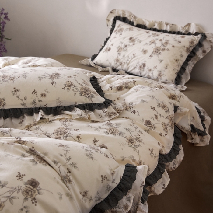 91家纺网 家纺一手货源 找家纺 金奇达家纺 2025新款A类保暖羽零™空气拉绒加厚法式荷叶边四件套热肤膜【森屿集】（会员减50元） 热肤膜【森屿集】系列，标准号全网控价（折后券后）不低于228元  朗月弥冬