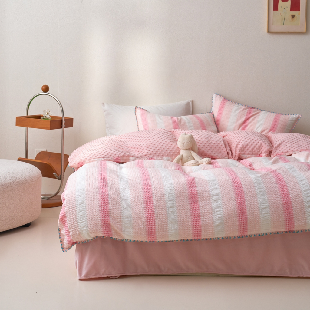 91家纺网 家纺一手货源 找家纺 洋铭区（原狠狠爱） 2025秋冬全棉华夫格+豆豆绒四件套系列 香香粉