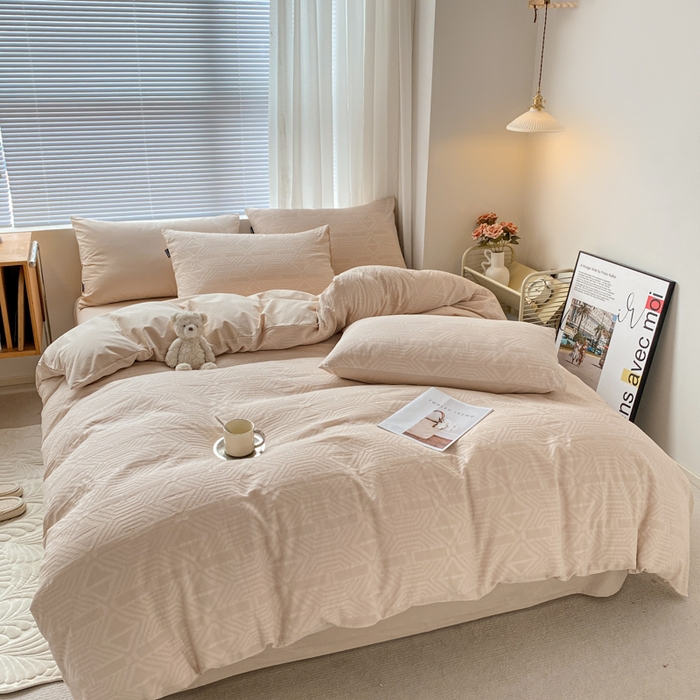 91家纺网 家纺一手货源 找家纺 宜代光年 2025新款三层纱60s水洗棉提花系列四件套 艾迪-咖