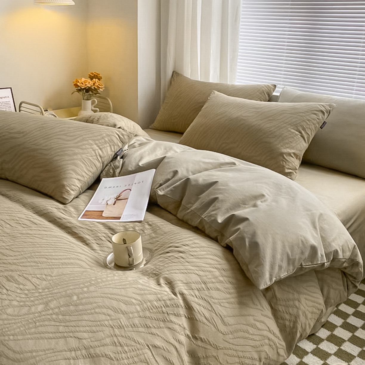 91家纺网 家纺一手货源 找家纺 宜代光年 2025新款三层纱60s水洗棉提花系列四件套 斑马纹