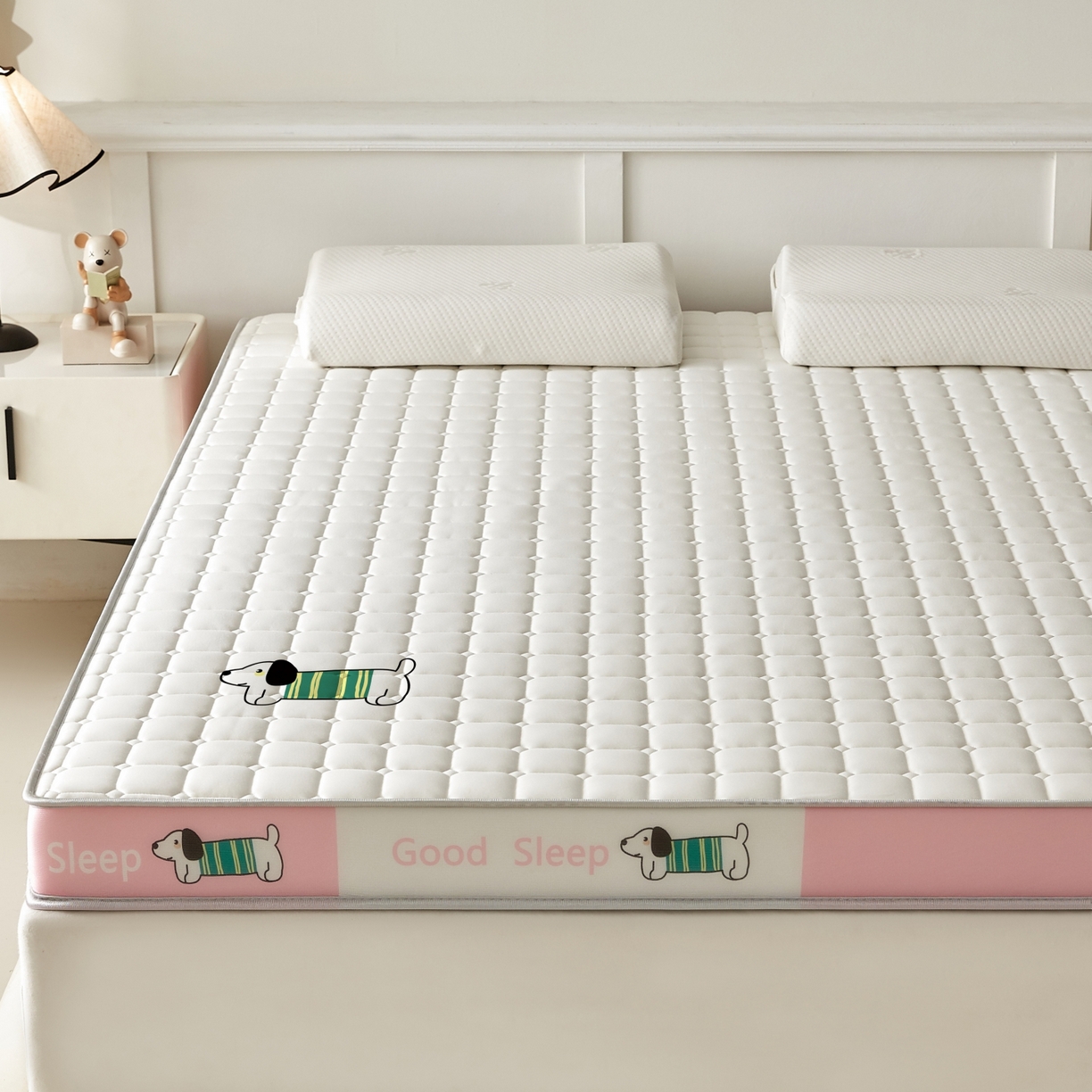 91家纺网 家纺一手货源 找家纺 元昊床垫 2025新款立体针织乳胶记忆海绵床垫 汪汪狗-布丁粉