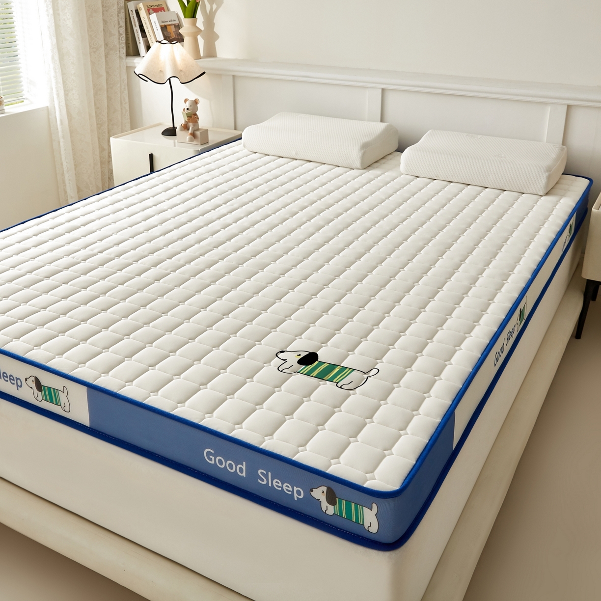 91家纺网 家纺一手货源 找家纺 元昊床垫 2025新款立体针织乳胶记忆海绵床垫 旺旺狗-蓝月白