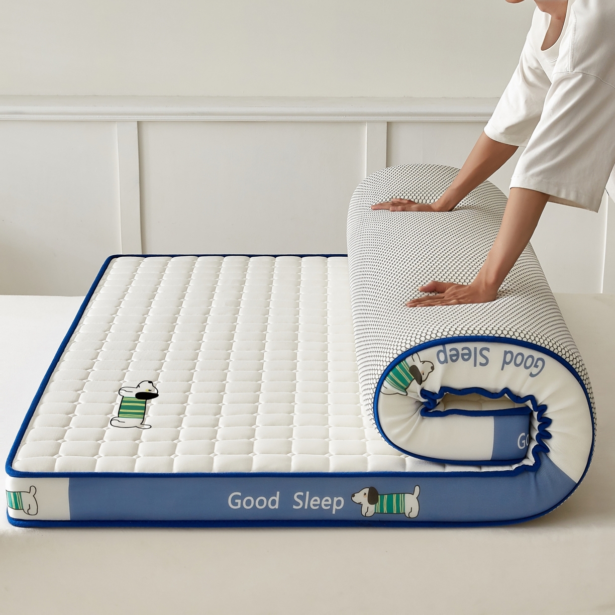 91家纺网 家纺一手货源 找家纺 元昊床垫 2025新款立体针织乳胶记忆海绵床垫 旺旺狗-蓝月白