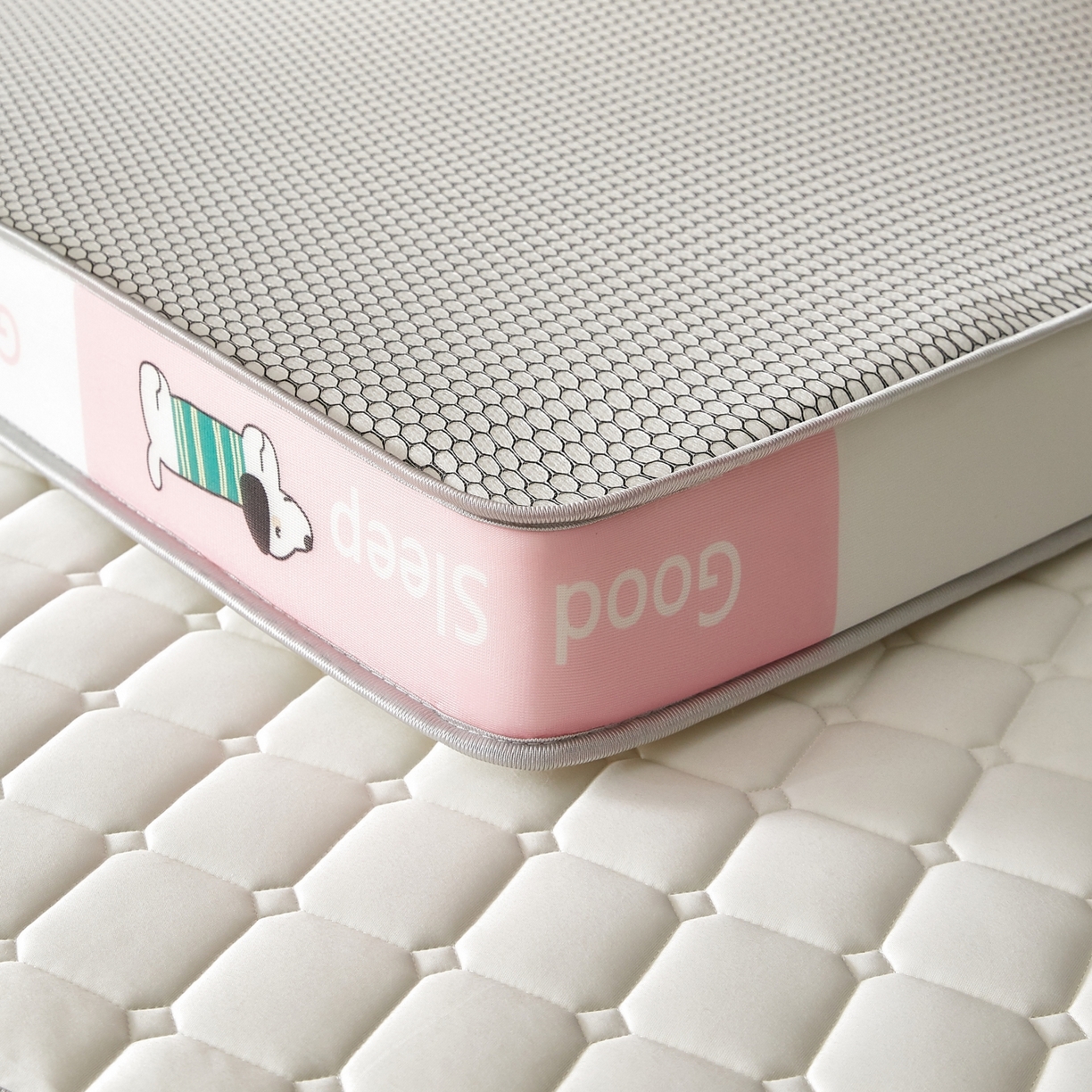 91家纺网 家纺一手货源 找家纺 元昊床垫 2025新款立体针织乳胶记忆海绵床垫 汪汪狗-布丁粉