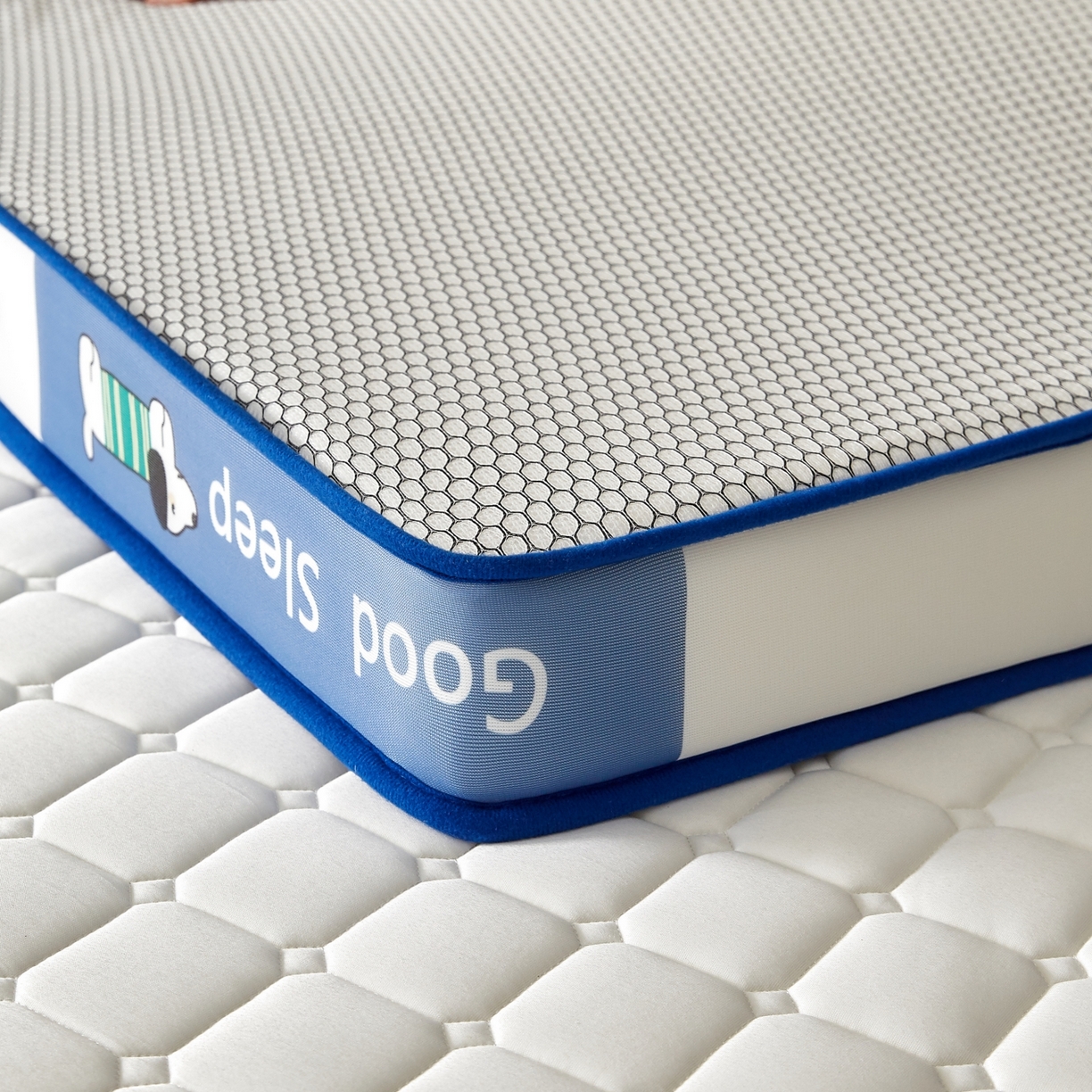 91家纺网 家纺一手货源 找家纺 元昊床垫 2025新款立体针织乳胶记忆海绵床垫 旺旺狗-蓝月白