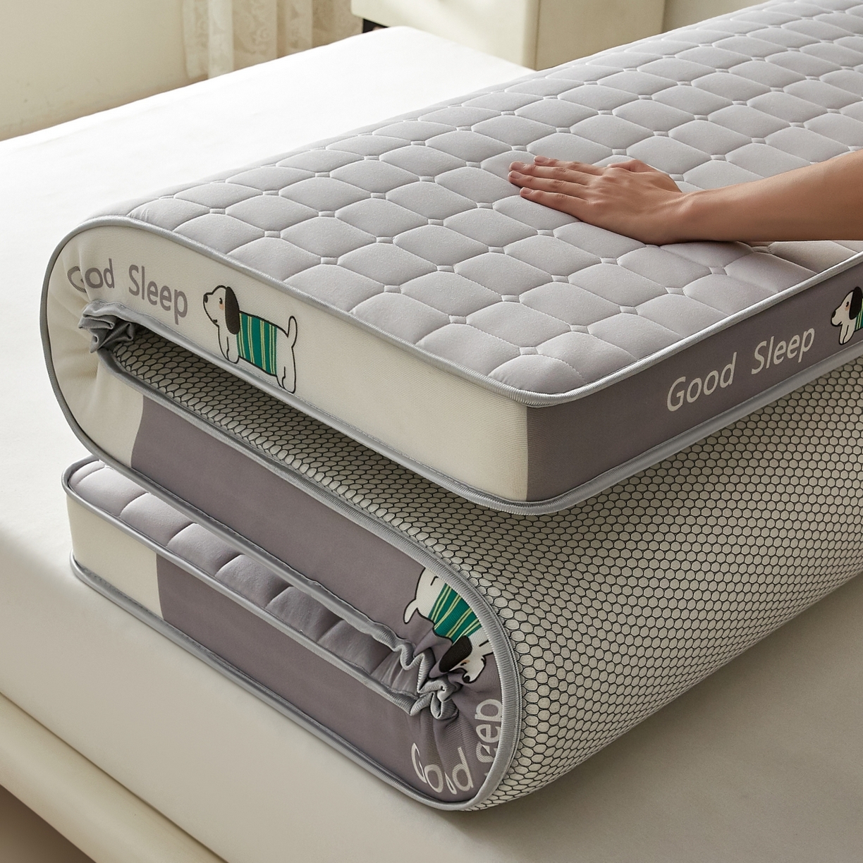 91家纺网 家纺一手货源 找家纺 元昊床垫 2025新款立体针织乳胶记忆海绵床垫 旺旺狗-布丁灰