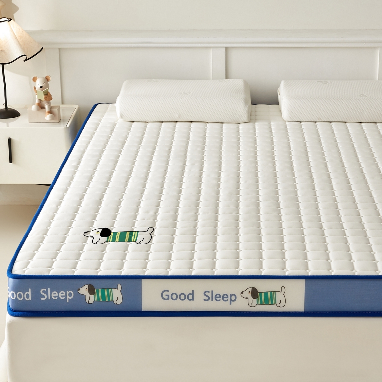 91家纺网 家纺一手货源 找家纺 元昊床垫 2025新款立体针织乳胶记忆海绵床垫 旺旺狗-蓝月白