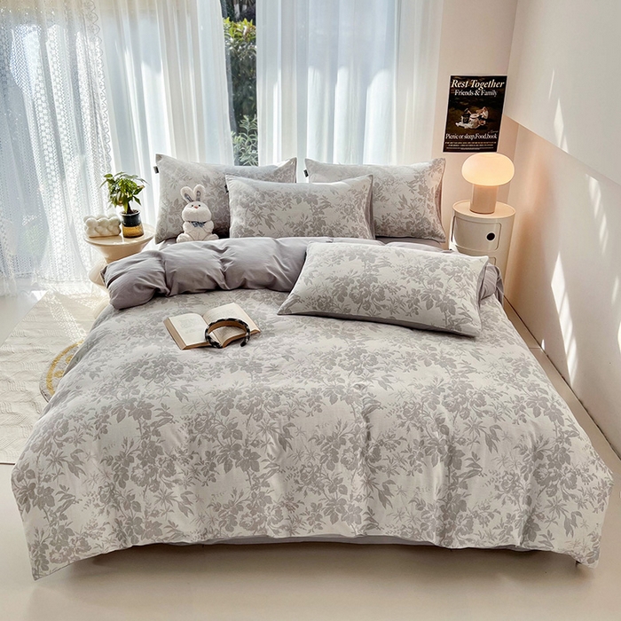 91家纺网 家纺一手货源 找家纺 宜代光年 2025新款三层纱60s水洗棉提花系列四件套 繁花-灰