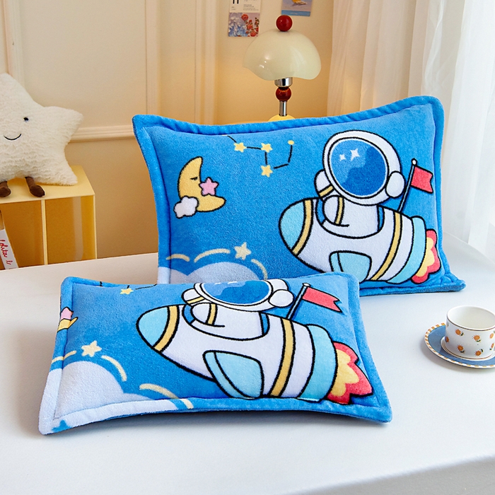 吉咪兔家纺 25年新款大版定位图案儿童卡通牛奶绒枕套加厚秋冬季宝宝枕头套幼儿园枕芯套探索宇宙