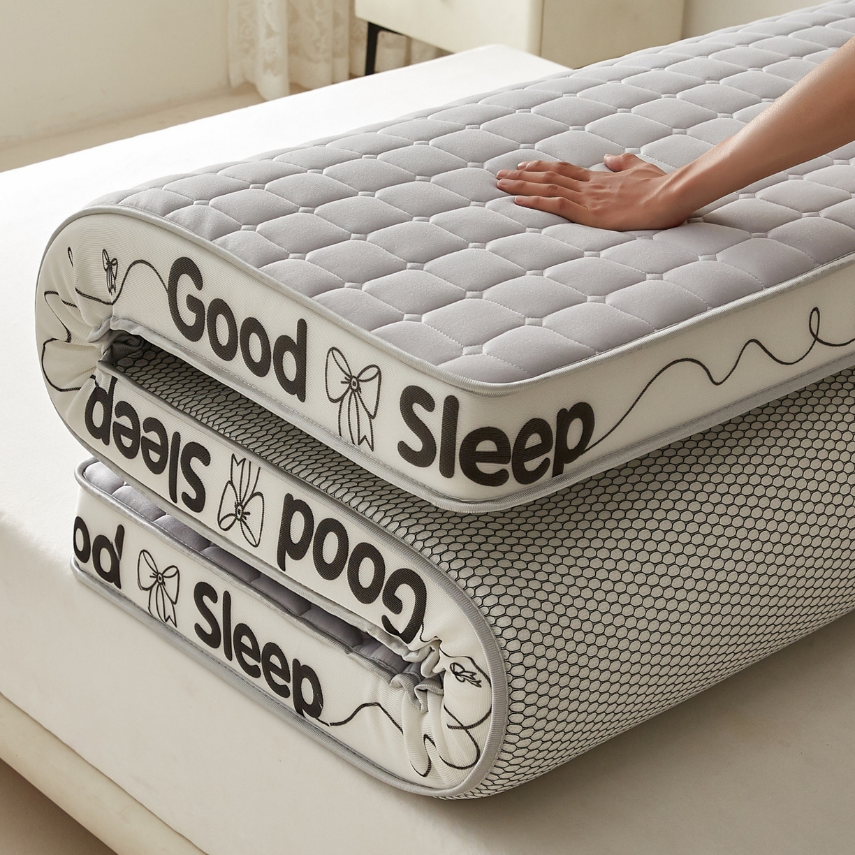 91家纺网 家纺一手货源 找家纺 元昊床垫 2025新款立体针织乳胶记忆海绵床垫 蝴蝶结-落尘灰