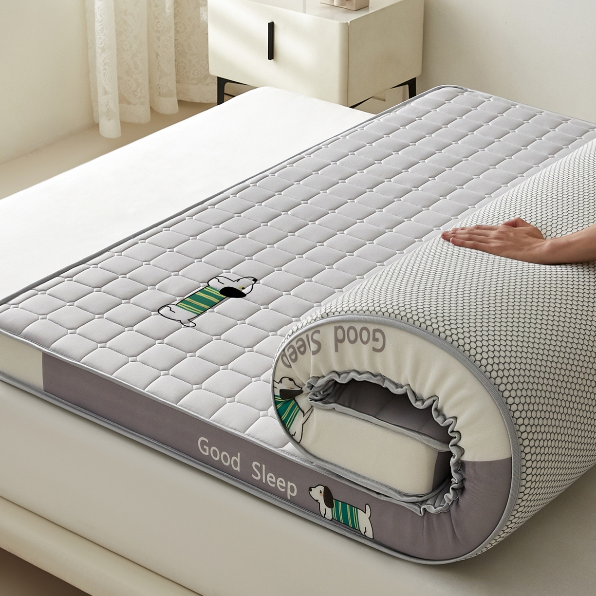 91家纺网 家纺一手货源 找家纺 元昊床垫 2025新款立体针织乳胶记忆海绵床垫 旺旺狗-布丁灰