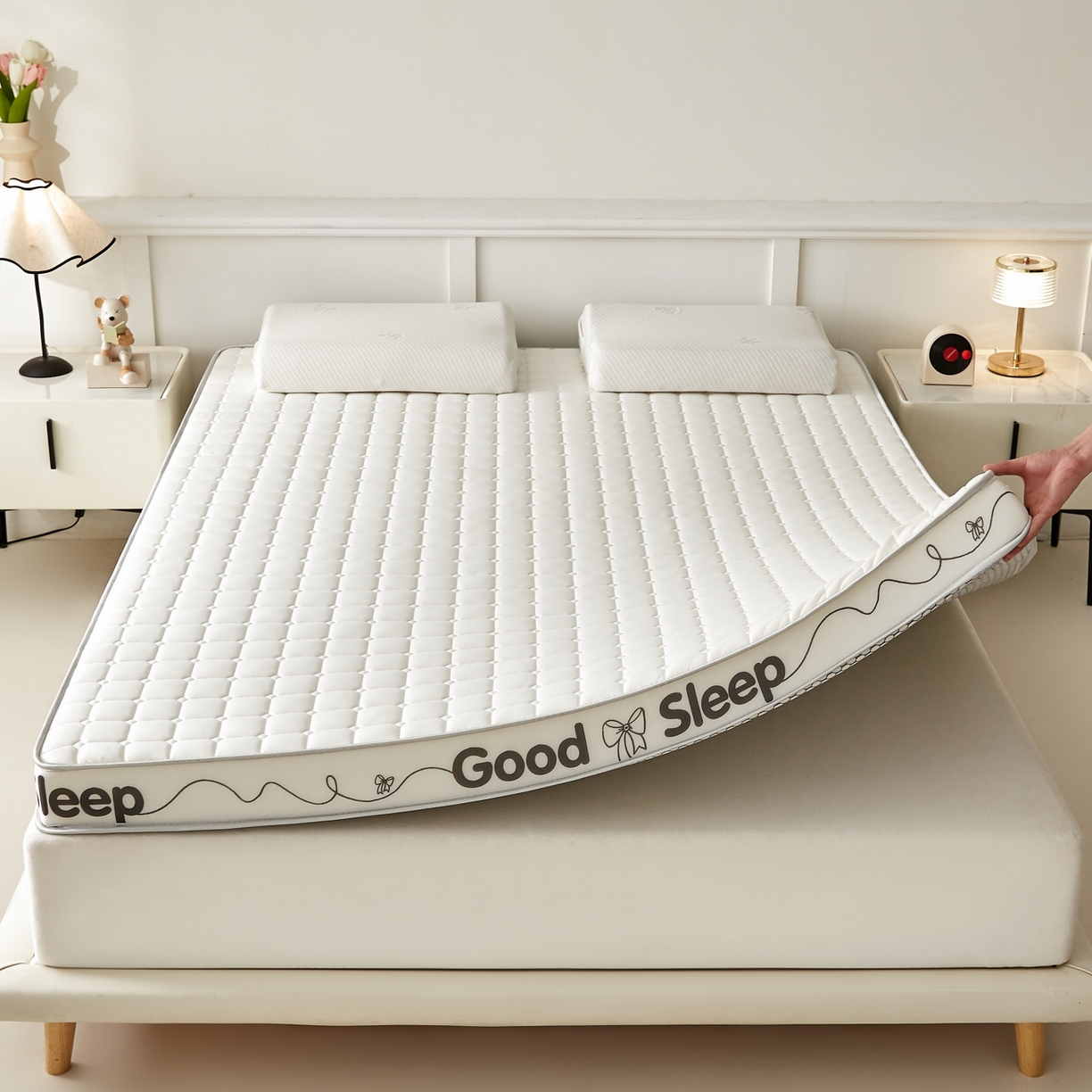 91家纺网 家纺一手货源 找家纺 元昊床垫 2025新款立体针织乳胶记忆海绵床垫 蝴蝶结-向往白