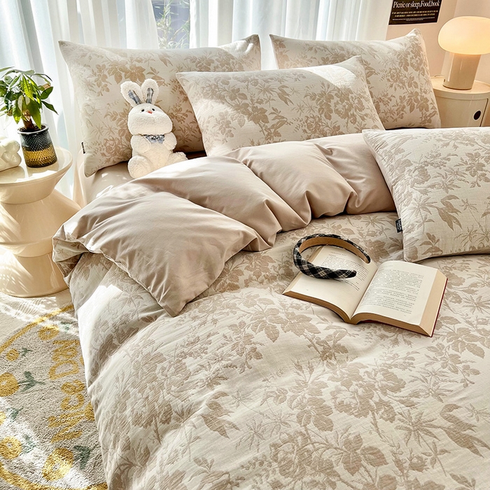 91家纺网 家纺一手货源 找家纺 宜代光年 2025新款三层纱60s水洗棉提花系列四件套 繁花-咖