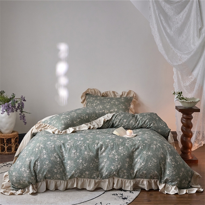 91家纺网 家纺一手货源 找家纺 金奇达家纺 2025新款保暖羽零™空气拉绒加厚双感棉绒四件套全棉双层纱【法式复古】（会员减30元）双感棉绒【法式复古】系列，标准号全网控价（折后券后）不低于228元 复古香颂-绿