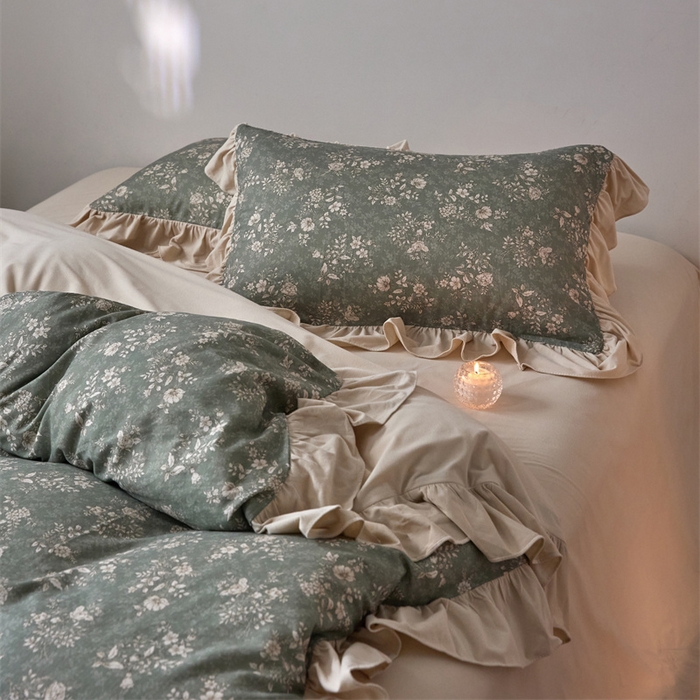 91家纺网 家纺一手货源 找家纺 金奇达家纺 2025新款保暖羽零™空气拉绒加厚双感棉绒四件套全棉双层纱【法式复古】（会员减30元）双感棉绒【法式复古】系列，标准号全网控价（折后券后）不低于228元 复古香颂-绿