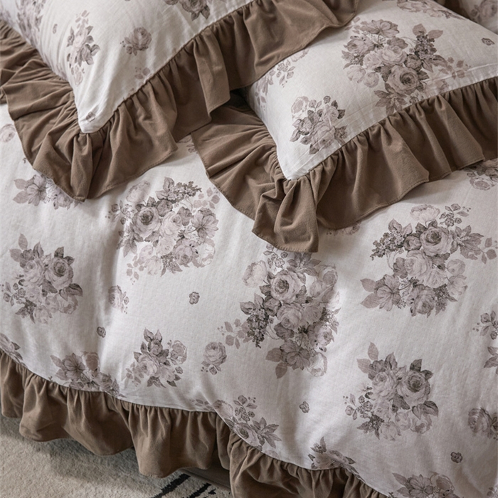 91家纺网 家纺一手货源 找家纺 金奇达家纺 2025新款保暖羽零™空气拉绒加厚双感棉绒四件套全棉双层纱【法式复古】（会员减30元）双感棉绒【法式复古】系列，标准号全网控价（折后券后）不低于228元 巴黎旧画