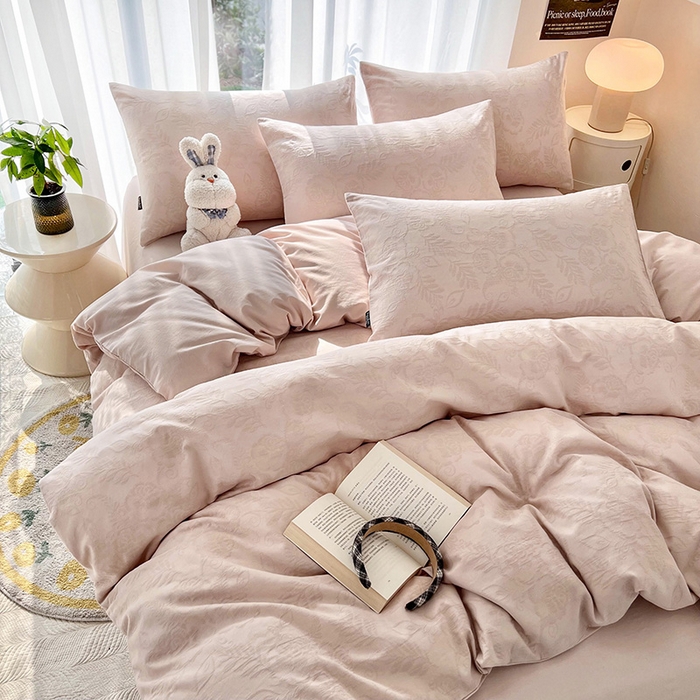 91家纺网 家纺一手货源 找家纺 宜代光年 2025新款三层纱60s水洗棉提花系列四件套 海棠