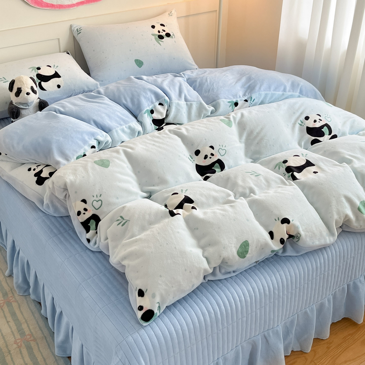 摩妮卡 2025新款牛奶绒印花夹棉床盖印花四件套 熊猫点点