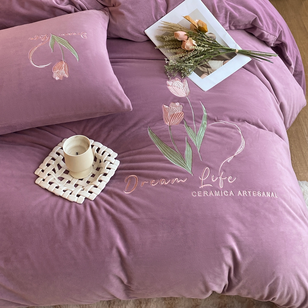 91家纺网 家纺一手货源 找家纺 如一 2025新款水晶绒刺绣四件套 郁金香-安娜紫