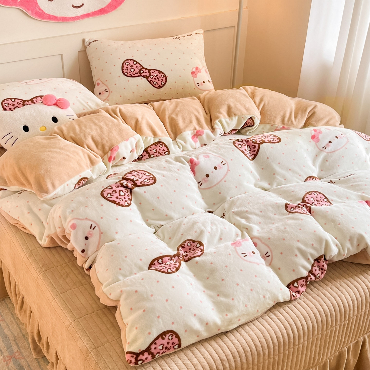 摩妮卡 2025新款牛奶绒印花夹棉床盖印花四件套 蝴蝶结凯蒂
