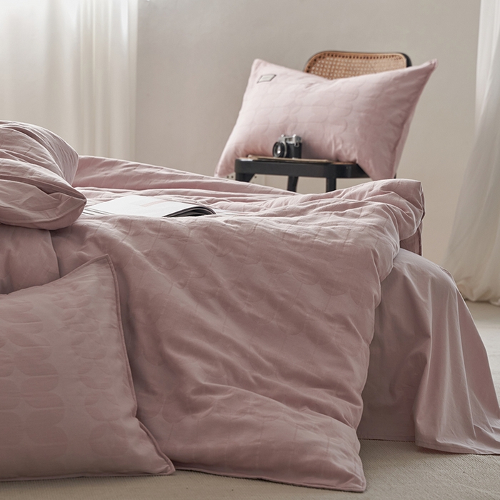 91家纺网 家纺一手货源 找家纺 宜代光年 2025新款三层纱60s水洗棉提花系列四件套 洛辰