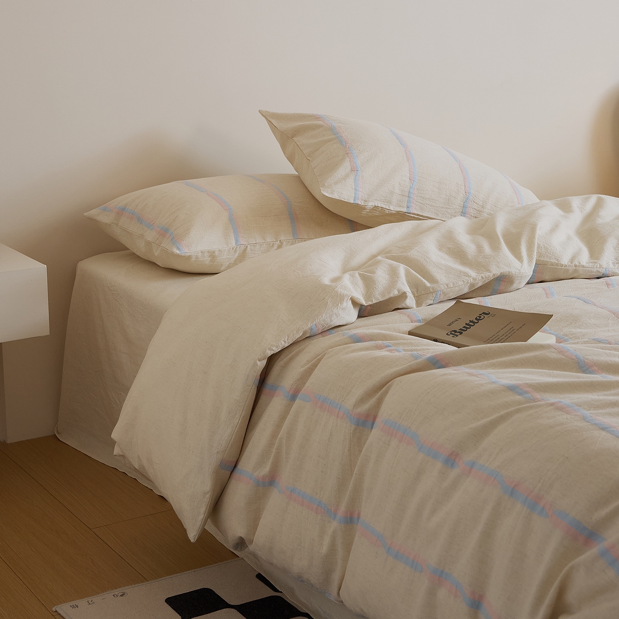 91家纺网 家纺一手货源 找家纺 原研家居 2025新款棉麻色织条纹系列四件套 棉麻粉条