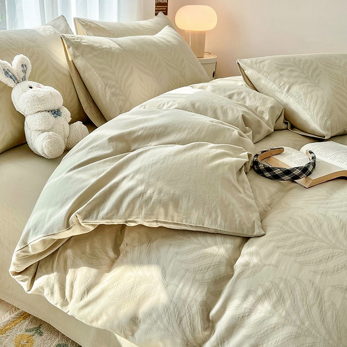 91家纺网 家纺一手货源 找家纺 宜代光年 2025新款三层纱60s水洗棉提花系列四件套 叶之舞