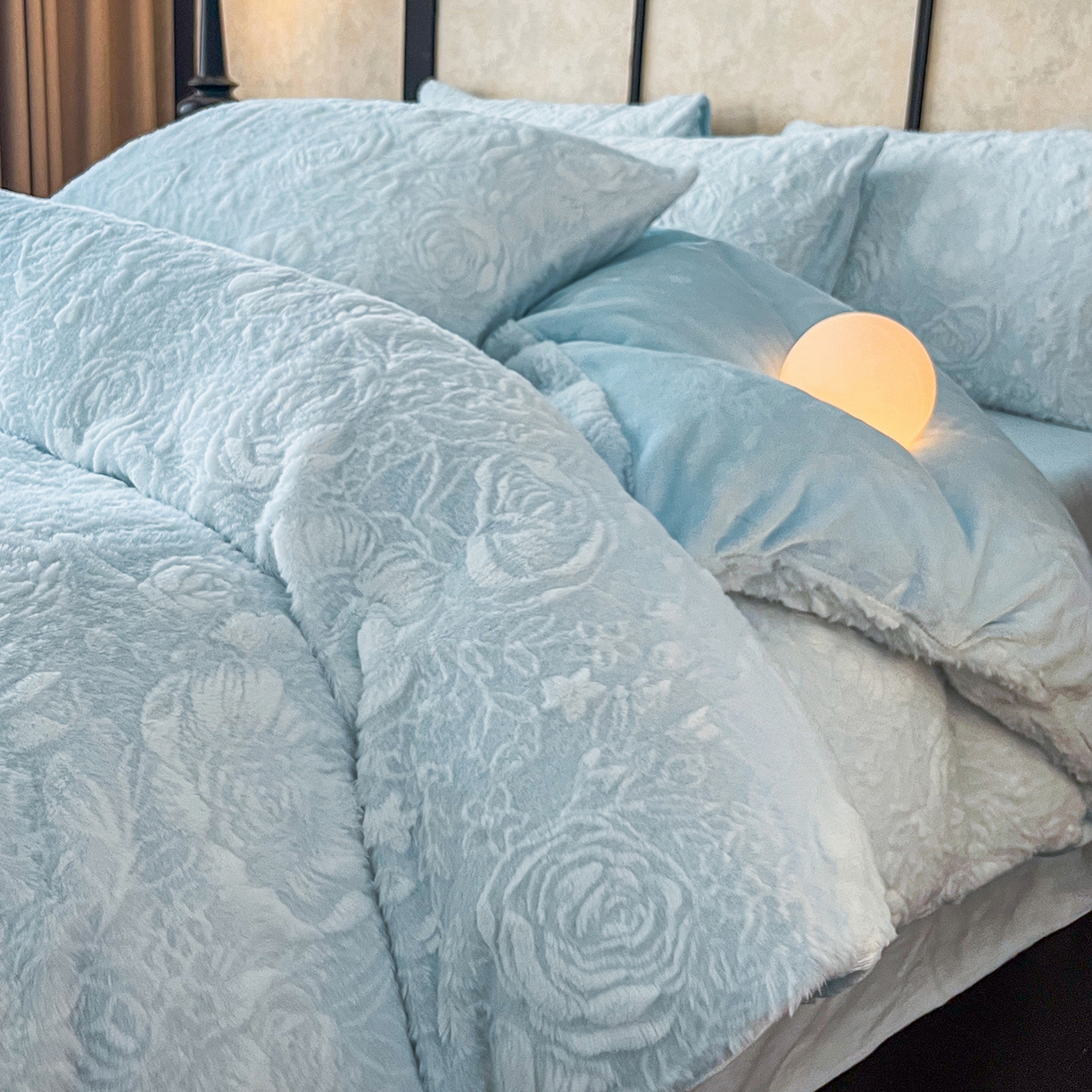 91家纺网 家纺一手货源 找家纺 （总）畅畅家纺 2025新款冬季立体烂花兔毛绒床单床笠四件套-佳人有约系列