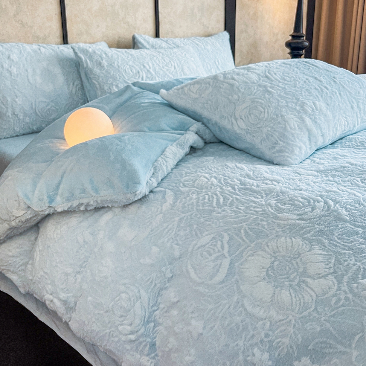 91家纺网 家纺一手货源 找家纺 （总）畅畅家纺 2025新款冬季立体烂花兔毛绒床单床笠四件套-佳人有约系列