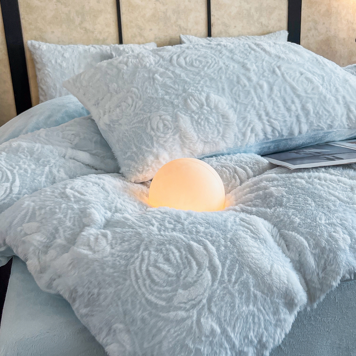 91家纺网 家纺一手货源 找家纺 （总）畅畅家纺 2025新款冬季立体烂花兔毛绒床单床笠四件套-佳人有约系列