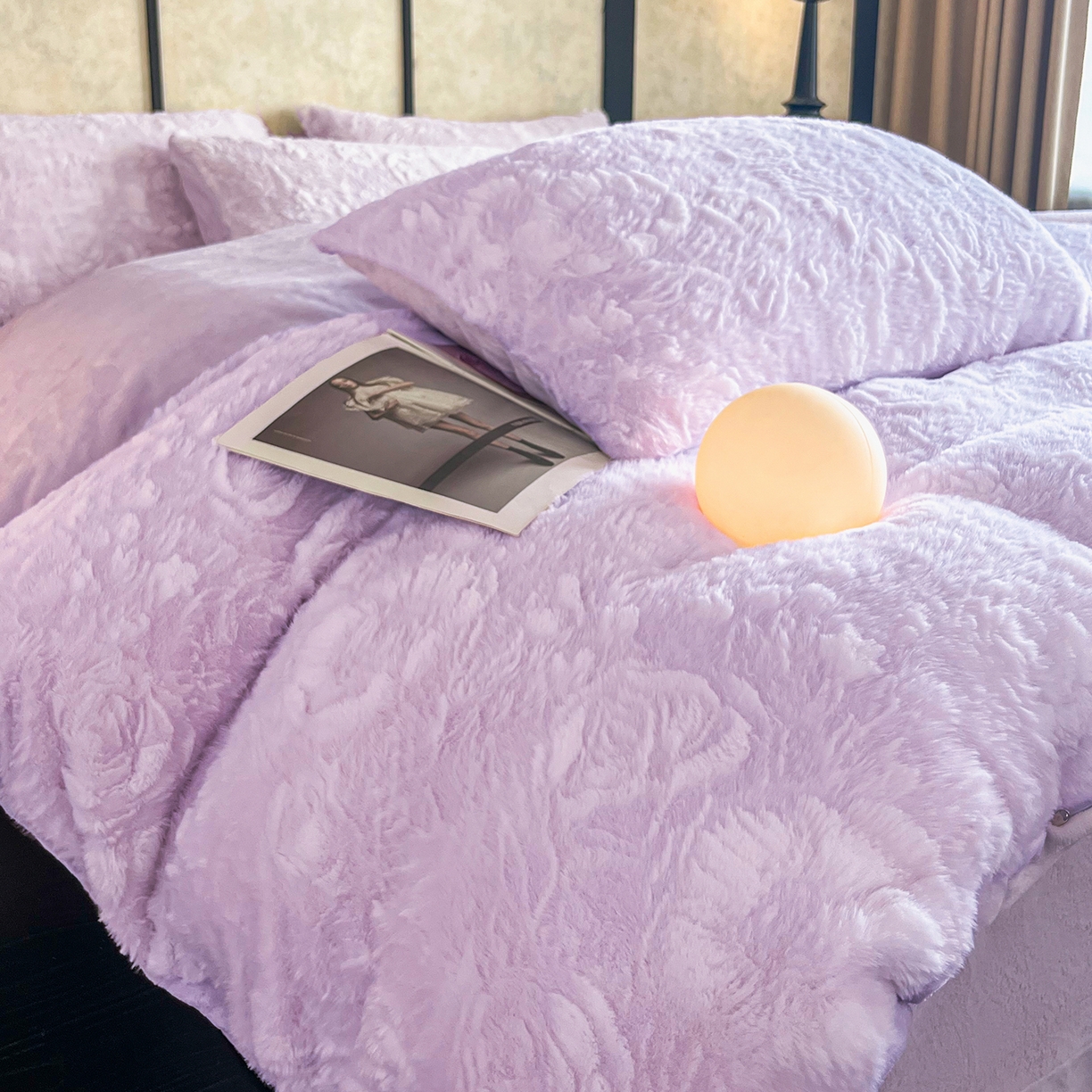 91家纺网 家纺一手货源 找家纺 畅畅家纺 2025新款冬季立体烂花兔毛绒床单床笠四件套-佳人有约系列 佳人有约-浅紫