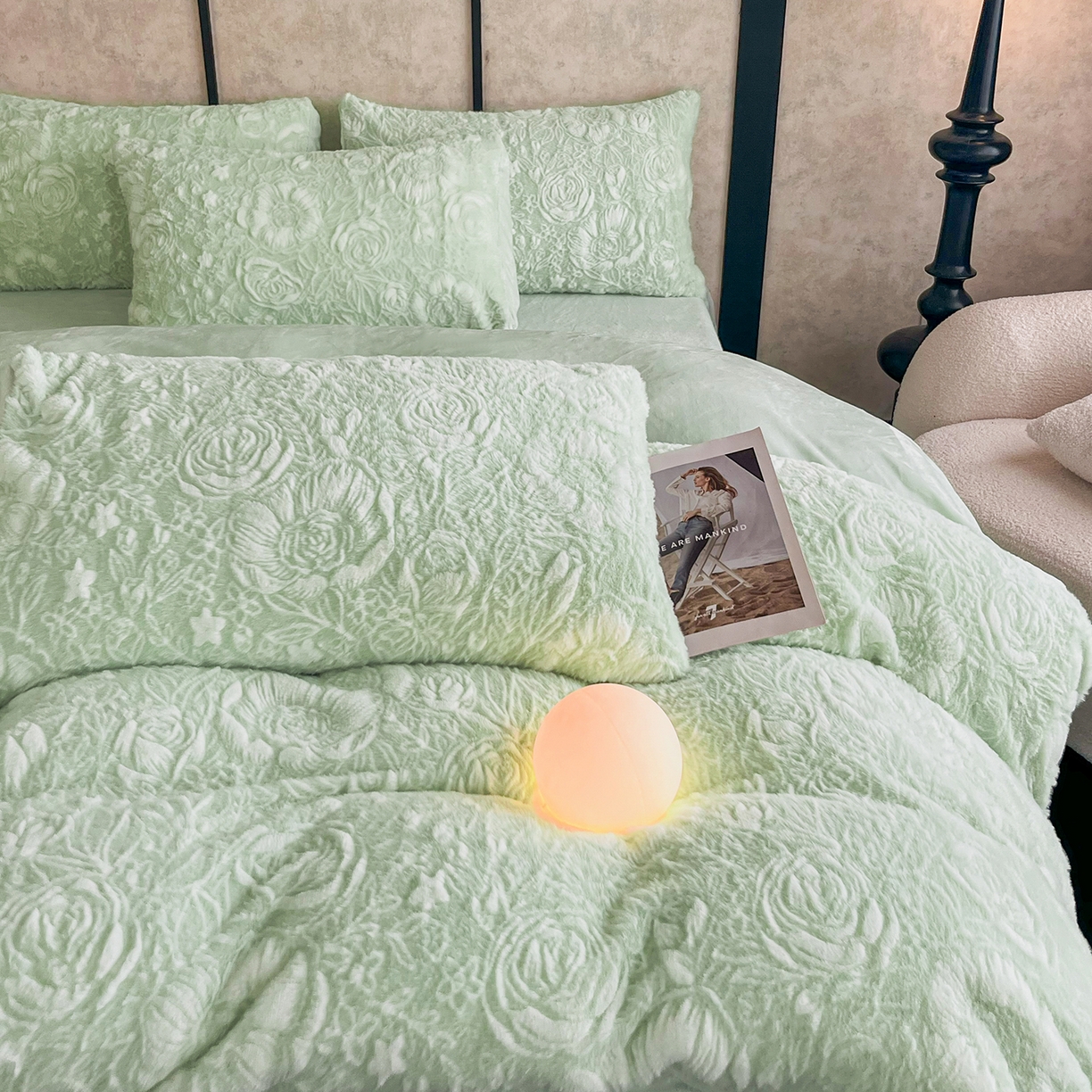 91家纺网 家纺一手货源 找家纺 畅畅家纺 2025新款冬季立体烂花兔毛绒床单床笠四件套-佳人有约系列 佳人有约-青柠绿