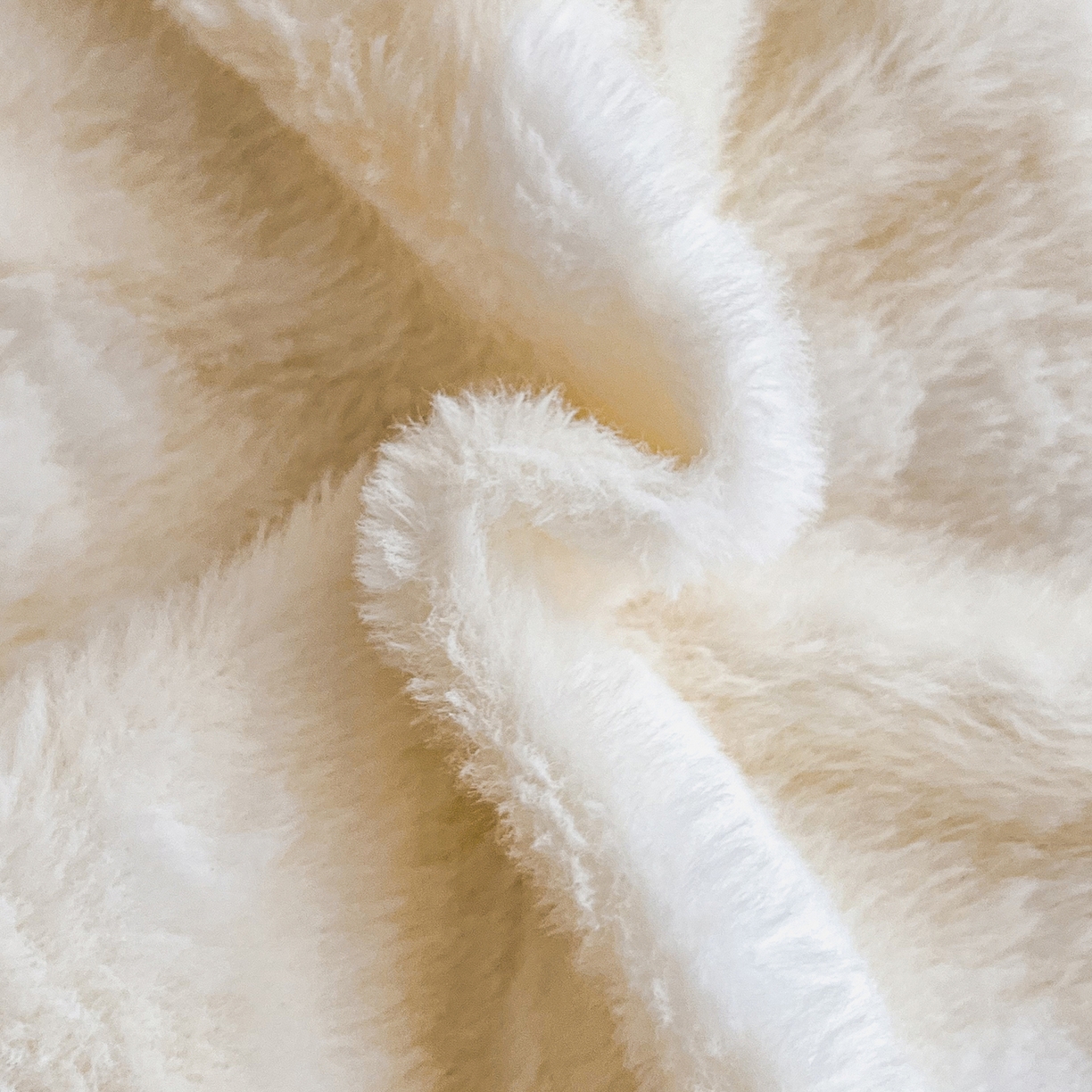 91家纺网 家纺一手货源 找家纺 畅畅家纺 2025新款冬季立体烂花兔毛绒床单床笠四件套-佳人有约系列 佳人有约-浅米黄