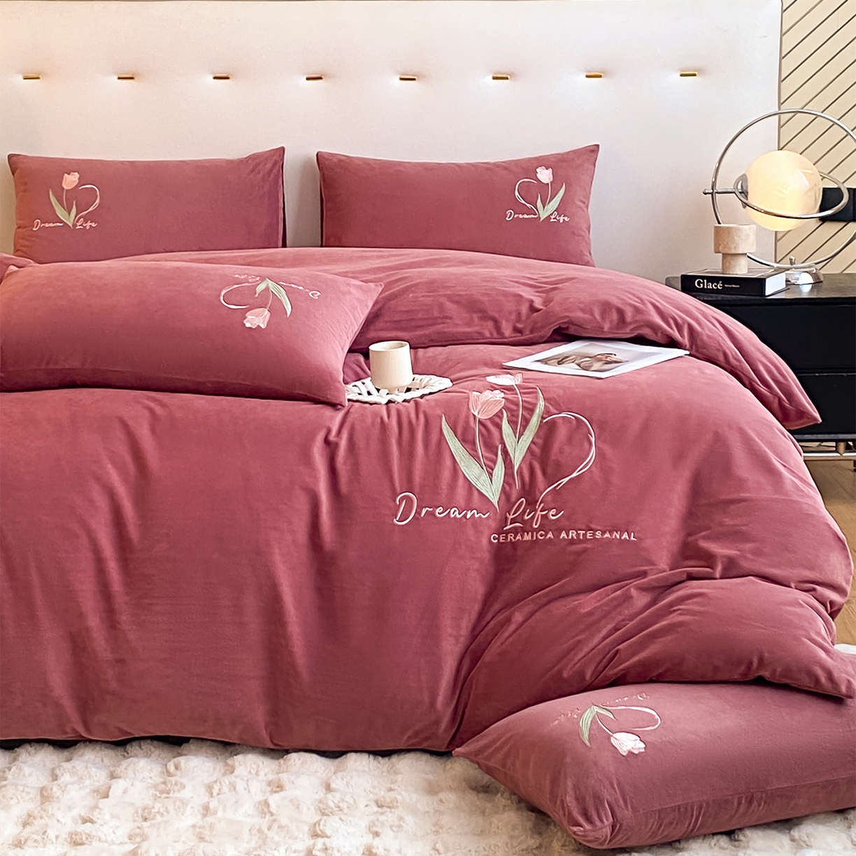 91家纺网 家纺一手货源 找家纺 如一 2025新款水晶绒刺绣四件套 郁金香-胭脂粉