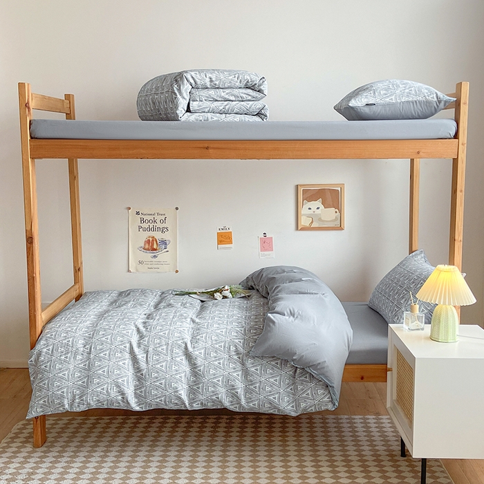 宜代光年 2025新款60S水洗棉提花学生季三件套 岸堤-蓝灰