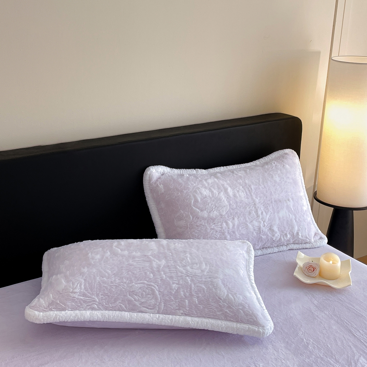 91家纺网 家纺一手货源 找家纺 畅畅家纺 2025新款立体烂花兔毛包边款四件套-经典玫瑰系列 经典玫瑰-浅紫