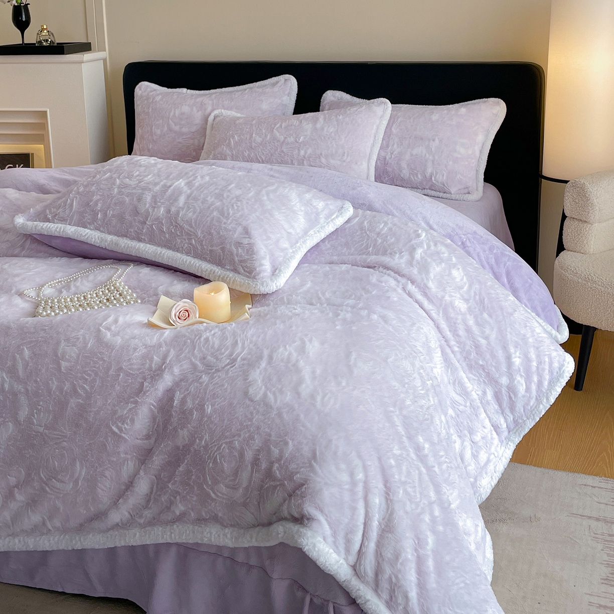 91家纺网 家纺一手货源 找家纺 畅畅家纺 2025新款立体烂花兔毛包边款四件套-经典玫瑰系列 经典玫瑰-浅紫