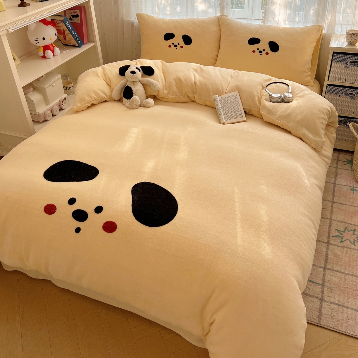 91家纺网 家纺一手货源 找家纺 （总）顾里家纺 2025新款可爱表情包毛巾绣牛奶绒四件套