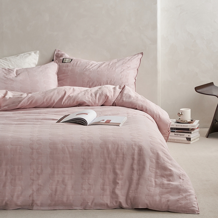 91家纺网 家纺一手货源 找家纺 宜代光年 2025新款60s水洗棉提花系列四件套 洛辰