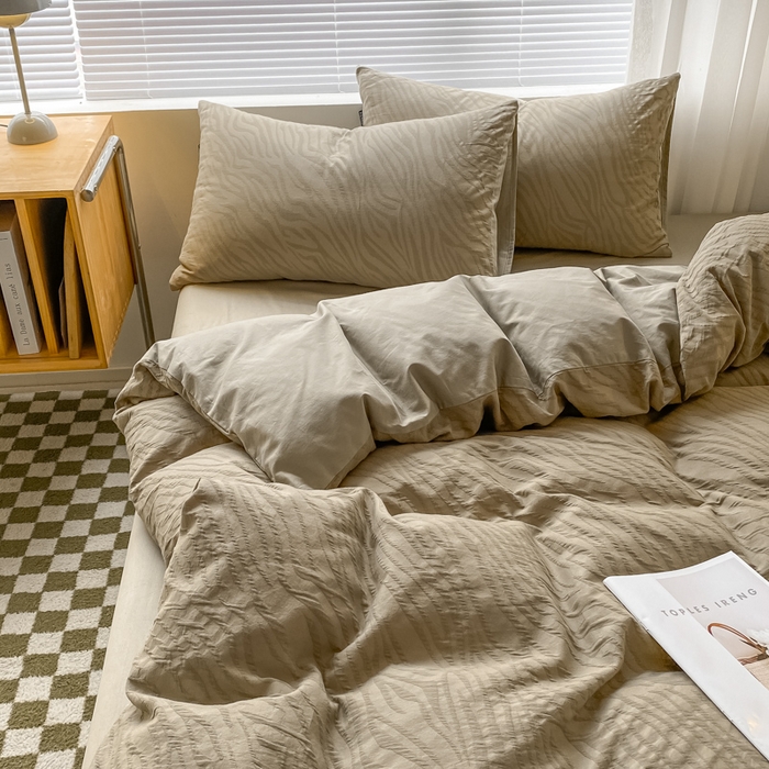 91家纺网 家纺一手货源 找家纺 宜代光年 2025新款60s水洗棉提花系列四件套 斑马纹