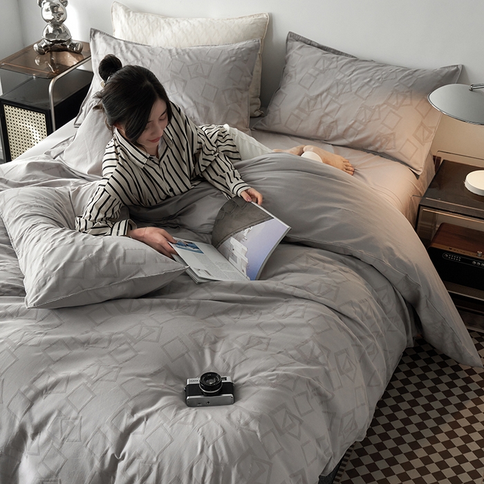 91家纺网 家纺一手货源 找家纺 宜代光年 2025新款60s水洗棉提花系列四件套 镜像