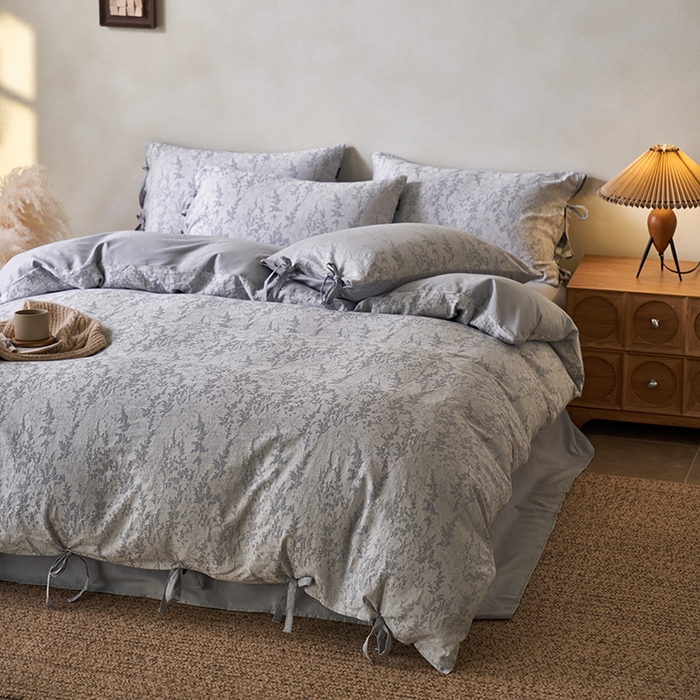 91家纺网 家纺一手货源 找家纺 宜代光年 2025新款亚麻大提花贡缎磨毛四件套-侘寂风 清玉絮-鲜蓝